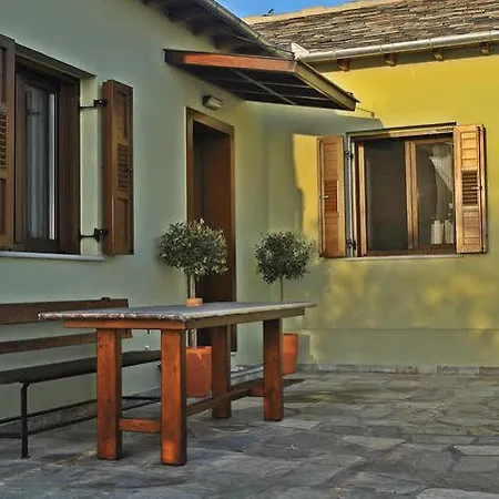 Hotel Tsagarada تساغارادا