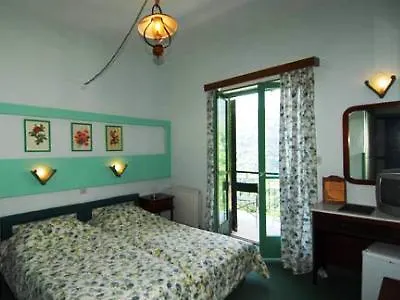 Hotel Tsagarada 2* טסגרדה